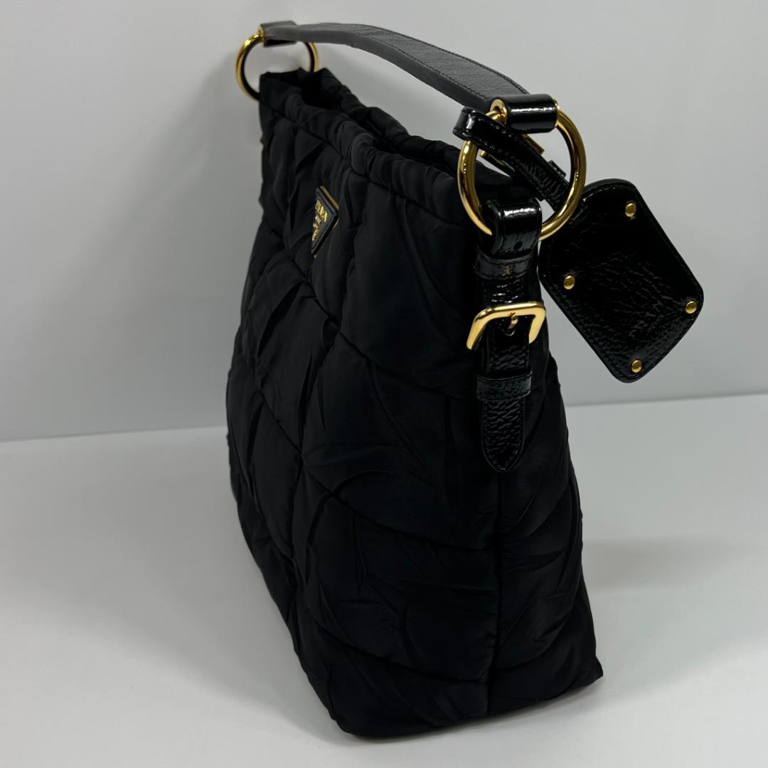 プラダ BR3861 ナイロン ネロ キルティング ハンドバッグ MBZ266