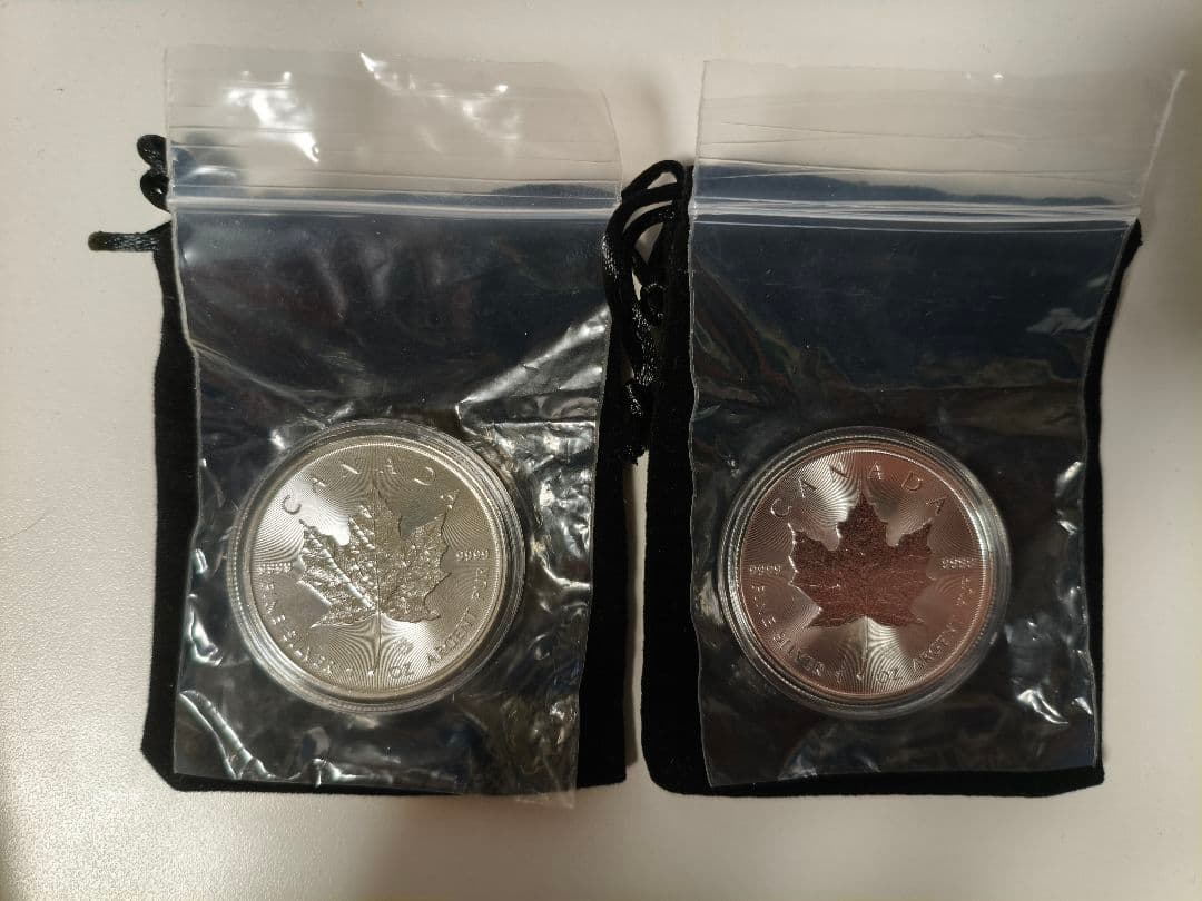 メイプルリーフ銀貨　1オンス　2枚