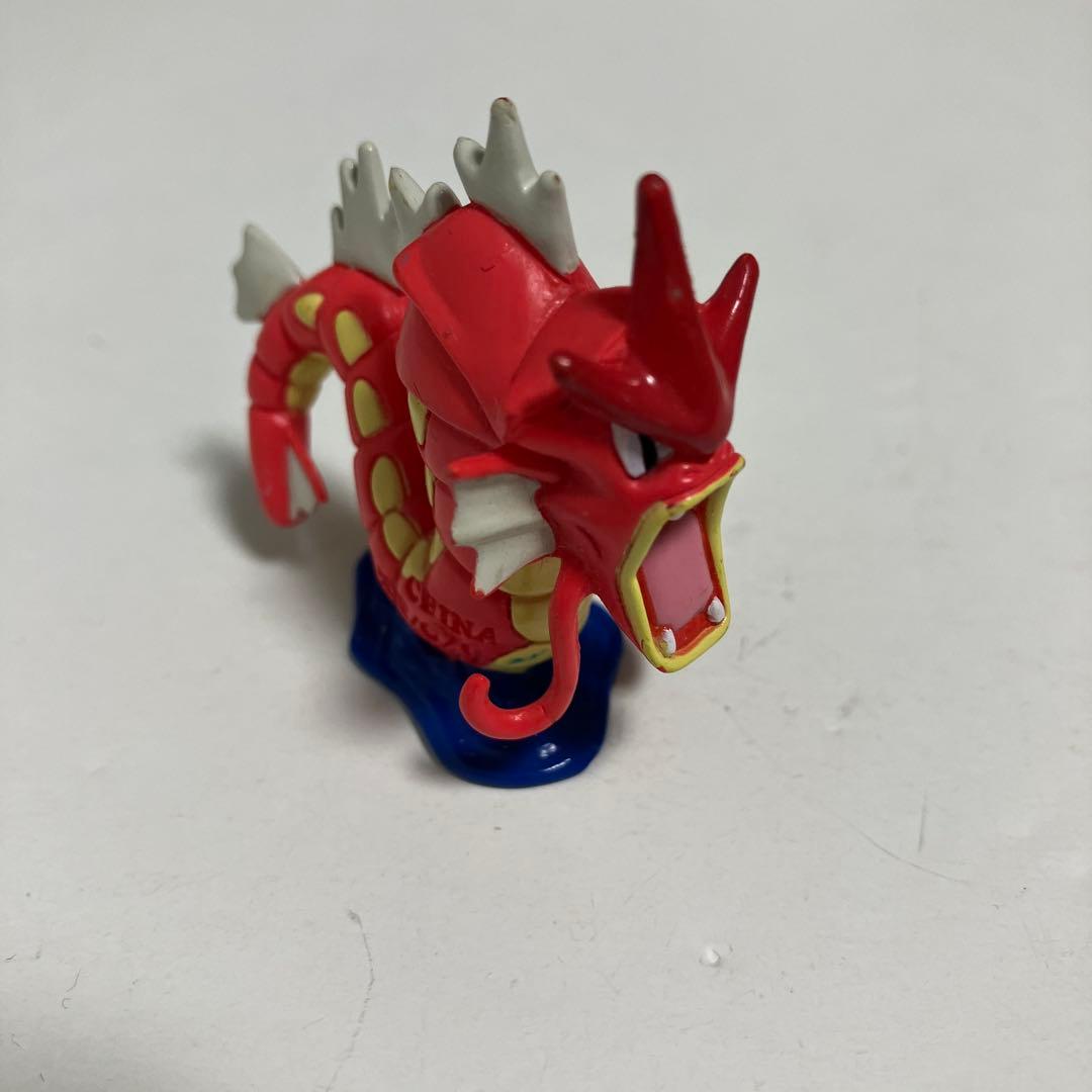 ポケモン　モンスターコレクション フィギュア　ギャラドス色違い　赤