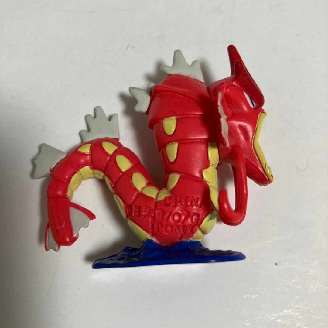 ポケモン　モンスターコレクション フィギュア　ギャラドス色違い　赤