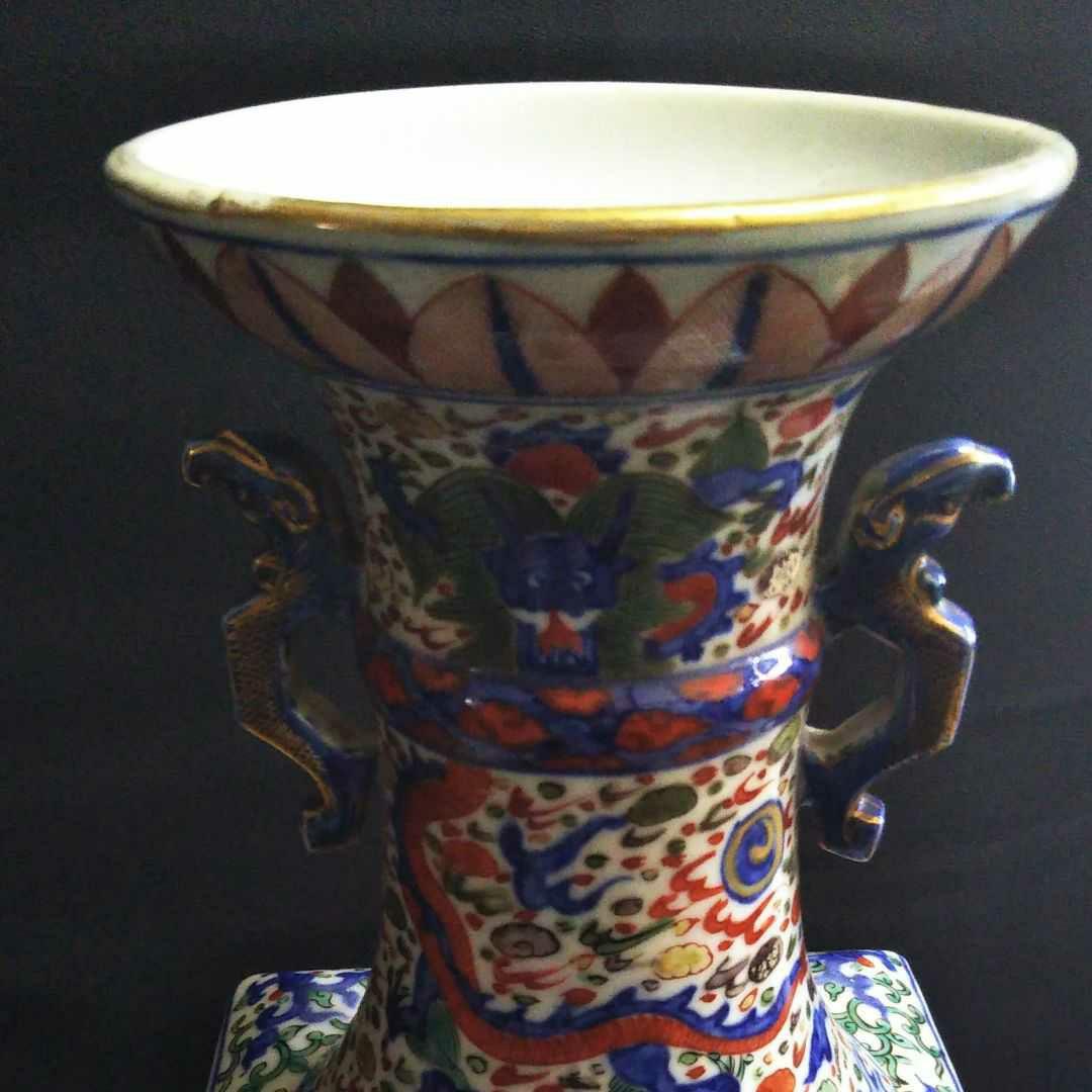 ※中国古美術/五彩纏枝賢人龍紋隻耳四方大瓶(款:大明万暦年製)