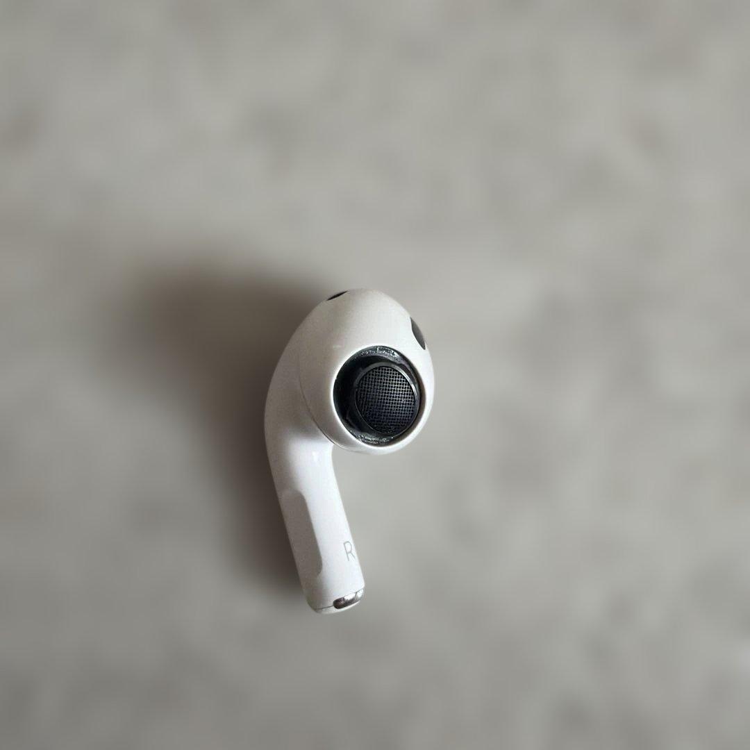 H*u様 Airpods Pro 2 第二世代 アップル イヤホン air po