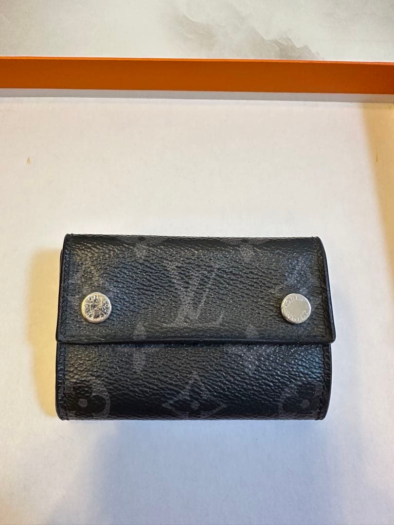 VUITTON ルイヴィトン モノグラムエクリプス ディスカバリー 財布