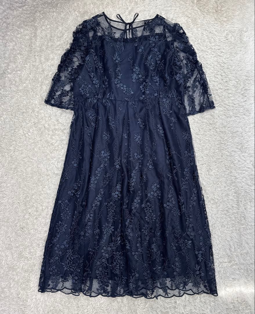 極美品 niana 刺繍レース バックリボン パーティードレス 二次会 4L