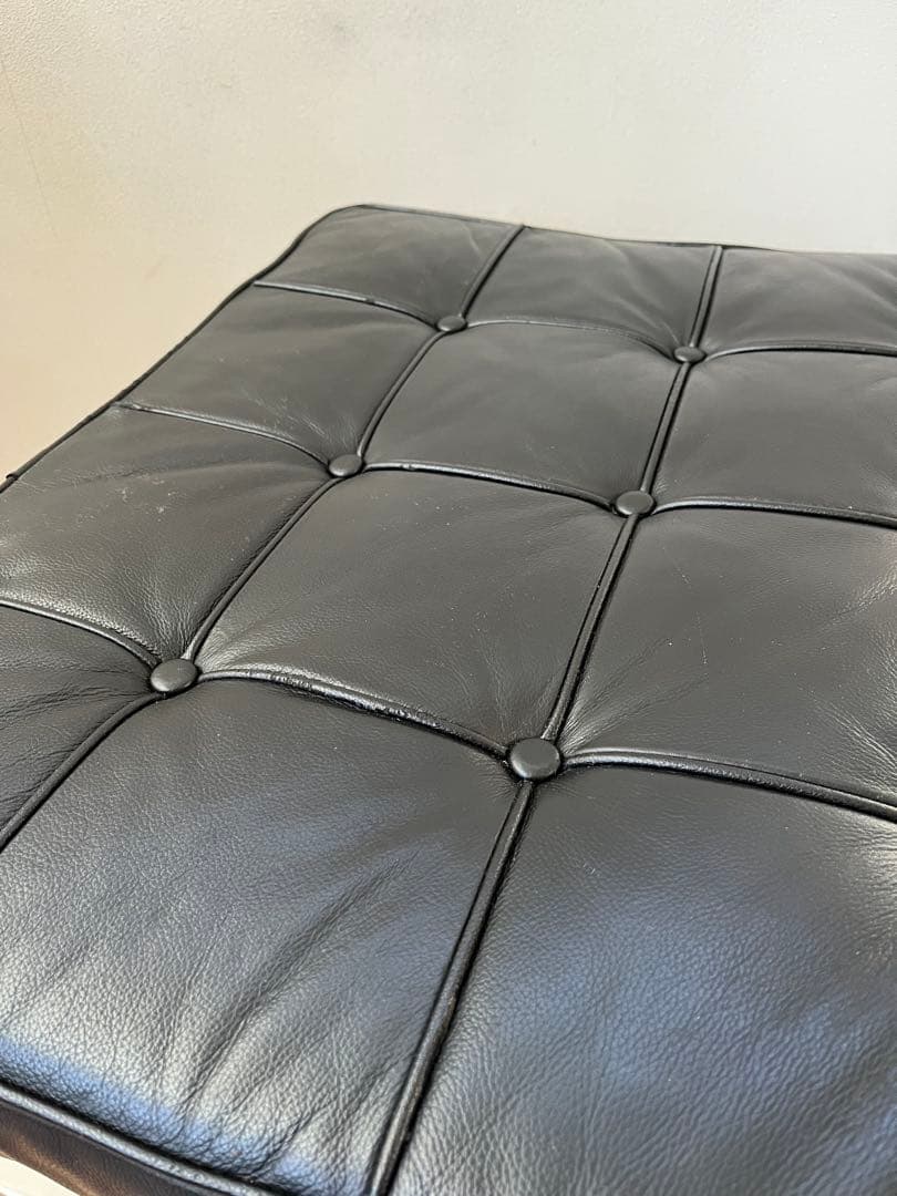 バルセロナスツール　オットマン ミース・ファン・デル・ローエ 本革 リプロダクト