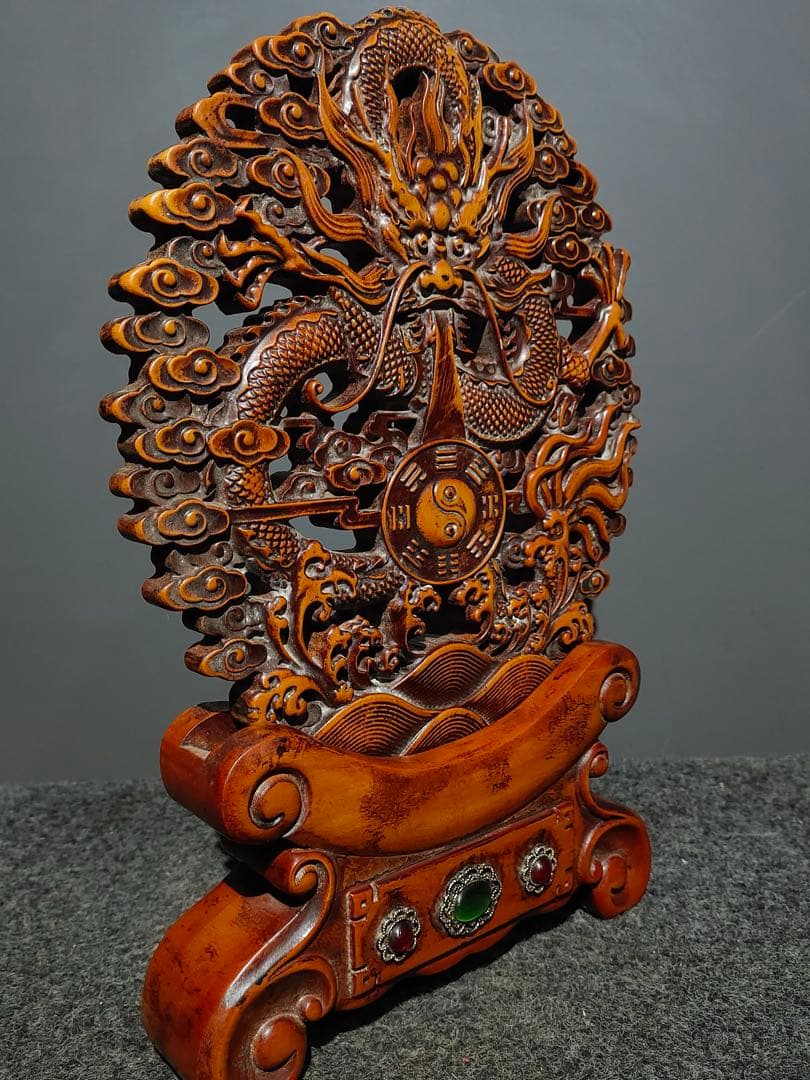 旧蔵 黄楊木 手彫り 龍戲珠 鏤空二連屏風 開運　置物 置物インテリア