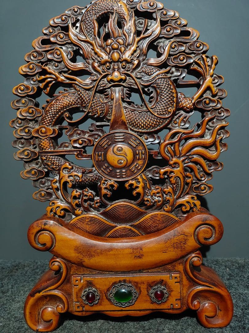 旧蔵 黄楊木 手彫り 龍戲珠 鏤空二連屏風 開運　置物 置物インテリア