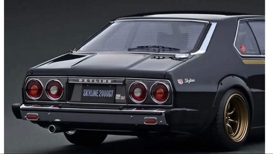 ミニカー 1/18Nissan Skyline 2000 GT-ES (C210)