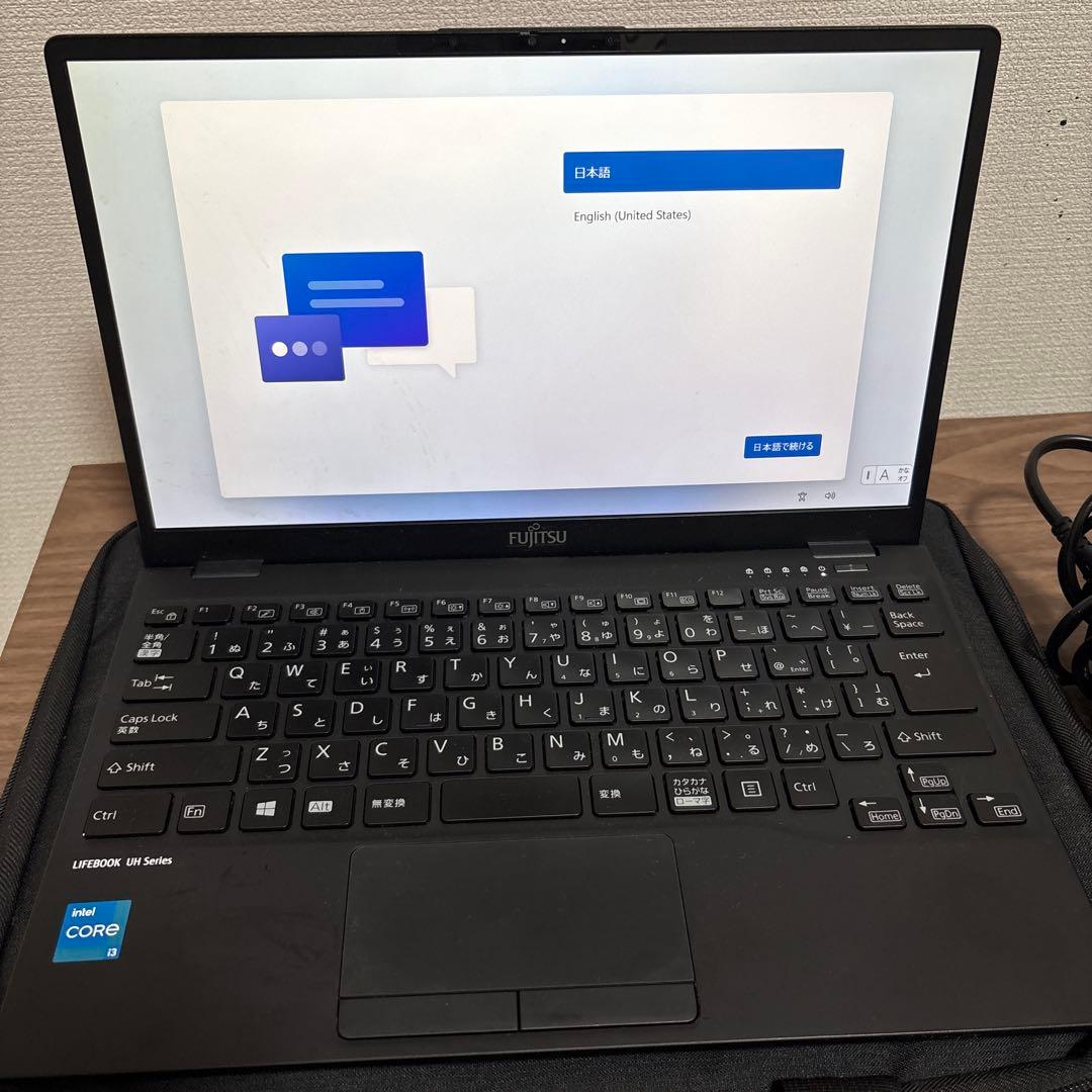 富士通 LIFEBOOK UH08/E3 i3-1135G7 8GB 256GB