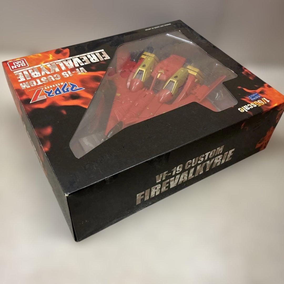 BANDAIマクロス7VF-19CUSTOMファイヤーバルキリー1/65完全変形