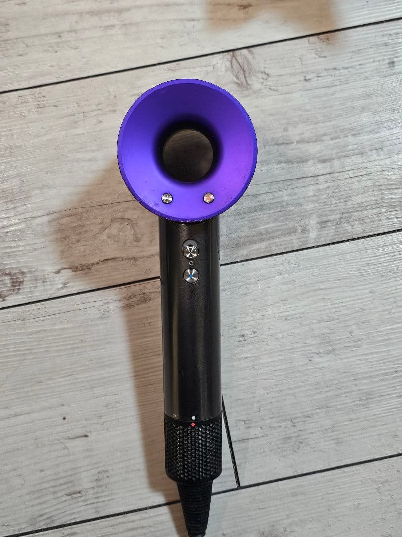 圧倒的最安　保証付　ダイソン　メンテナンス済み　dyson hd08　パープル