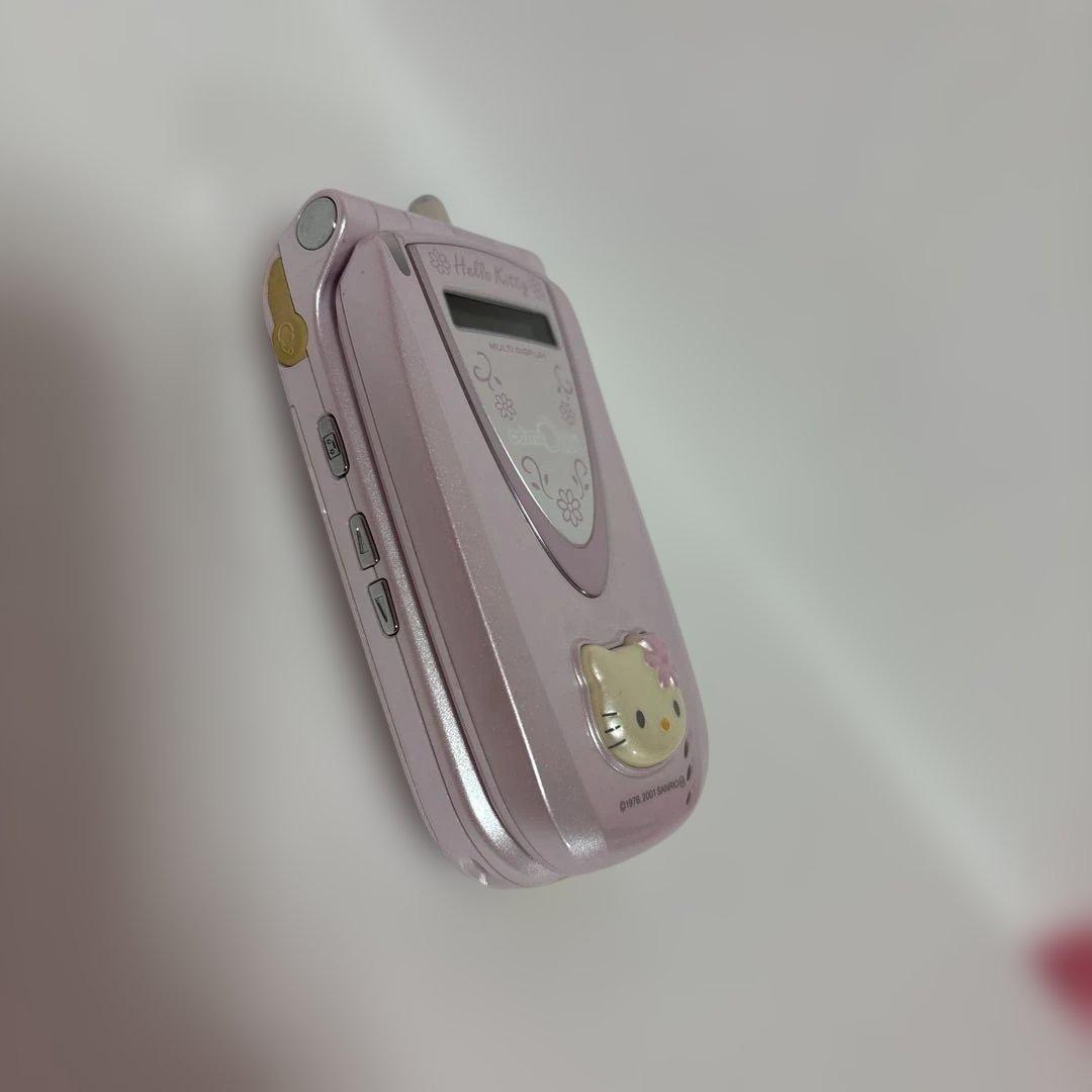 ハローキティ ガラケー・au・SANYO製