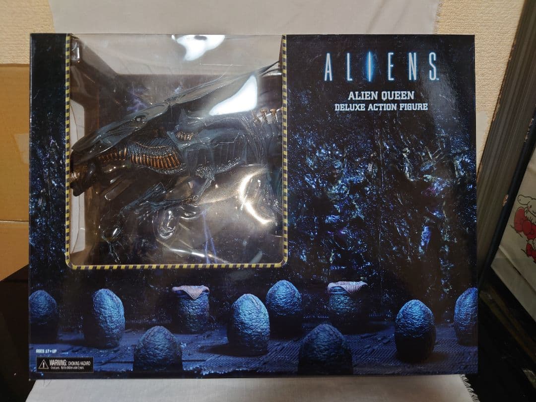 NECA エイリアン クイーン デラックスアクションフィギュア