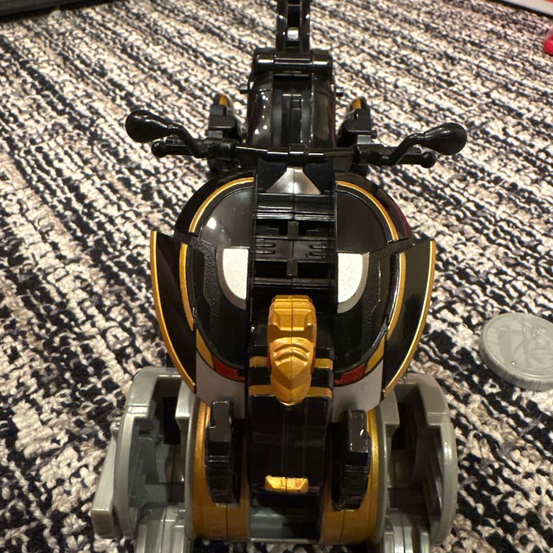 仮面ライダー オーズ　バイク　DXトライドペンダー　タコ、タカ、ウナギ、バッタ缶