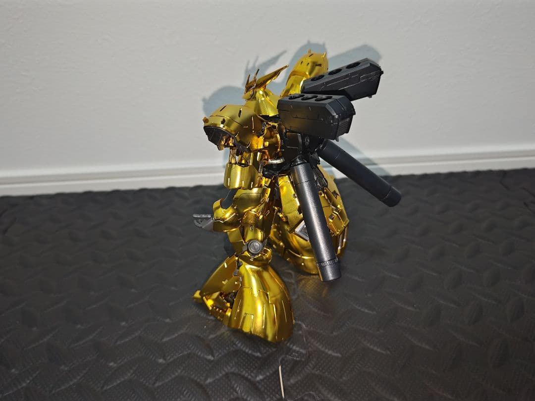 美品 サザビー ゴールドコーティングVer. 海外製 1/144