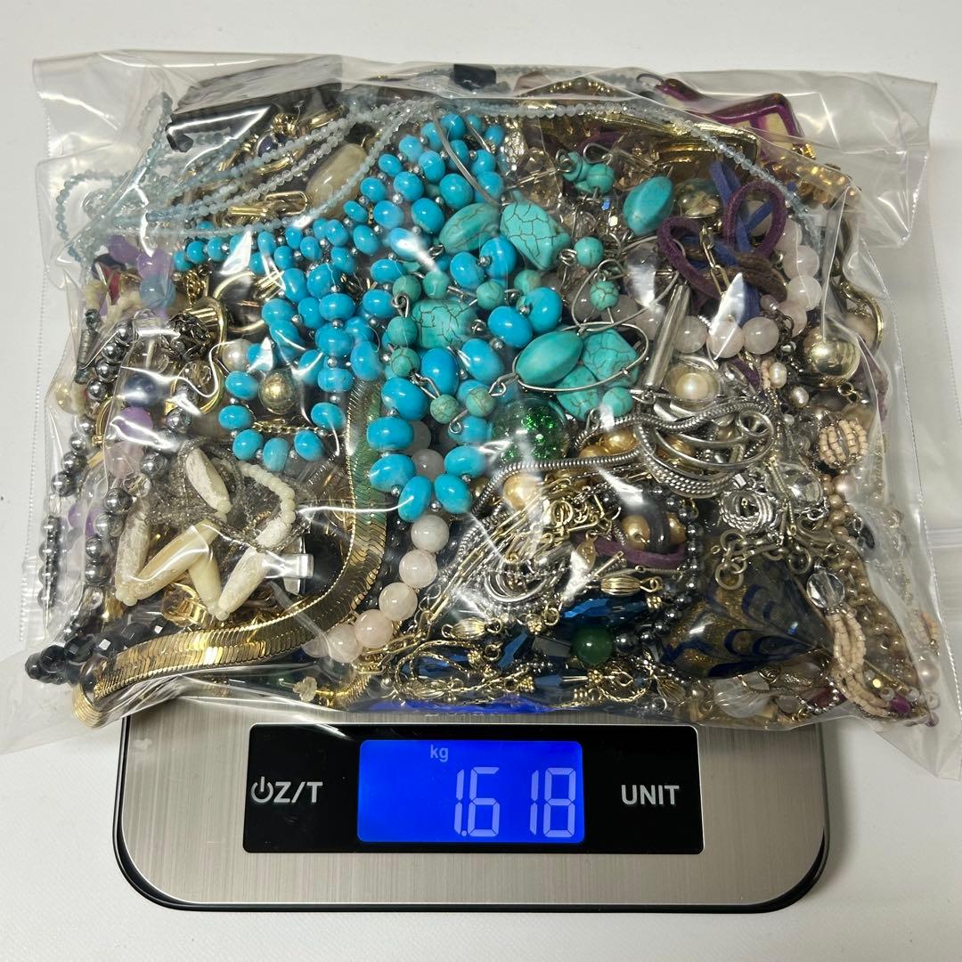 イミテーションまとめ売り　ヴィンテージ　アンティーク　ネックレスレディース【1】