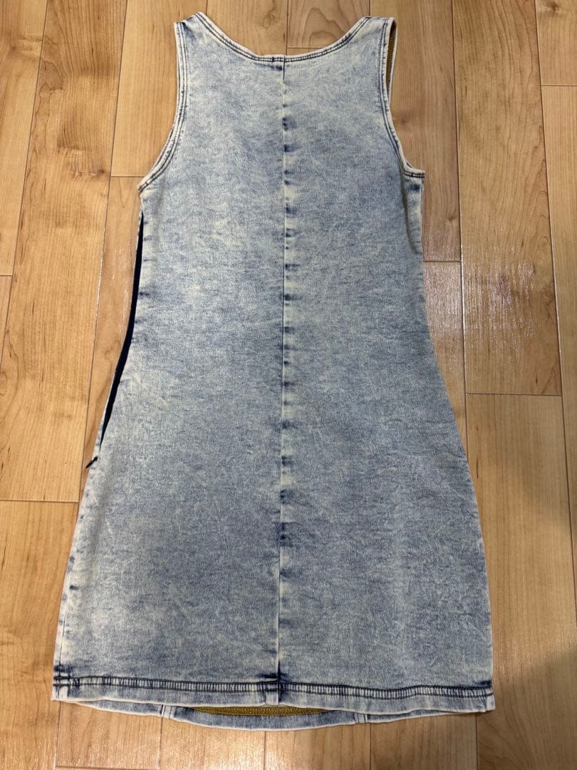 DIESEL レディース　ノースリーブ　デニム素材