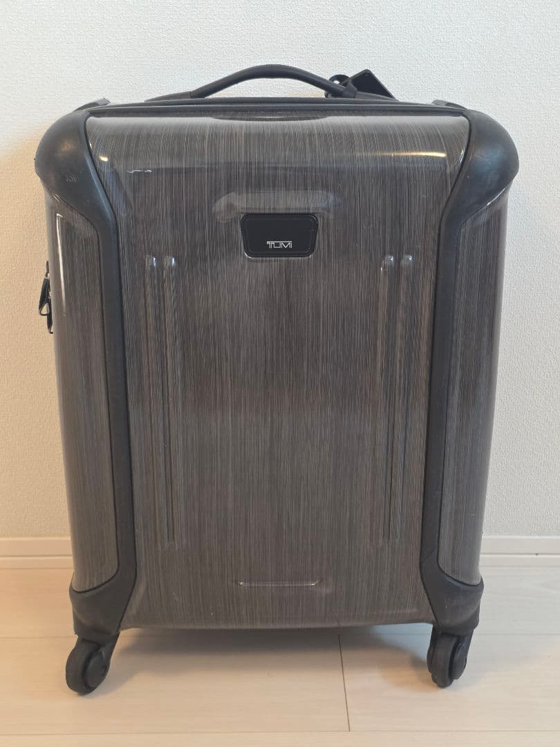 TUMI キャリーケース グレー TSAロック付き