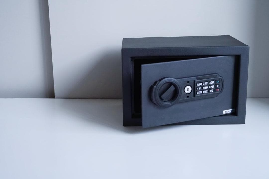 新品未開封RPNB 金庫 家庭用 小型 電子金庫 保管庫 防犯セーフ デジタルキ