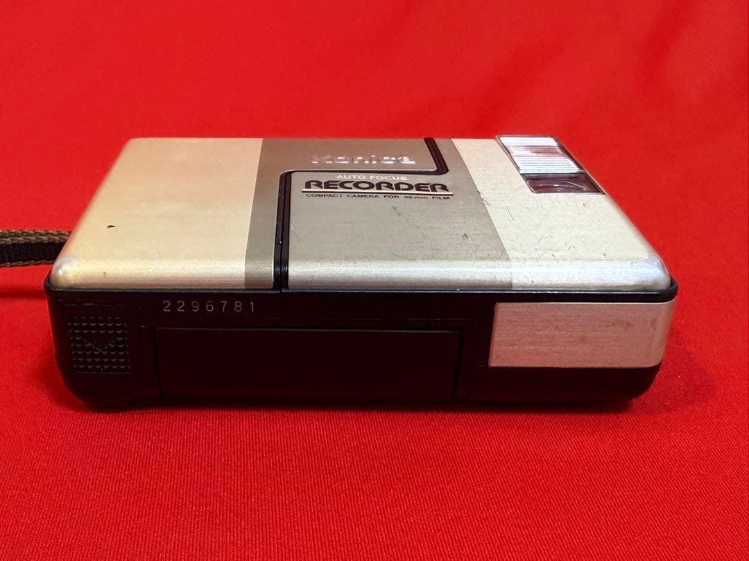 w*4様 ジャンク品扱 ★☆ KONICA コニカ RECORDER フィルムカ
