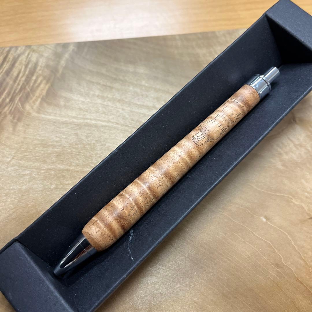 木軸ペン　ケンポナシ縮杢