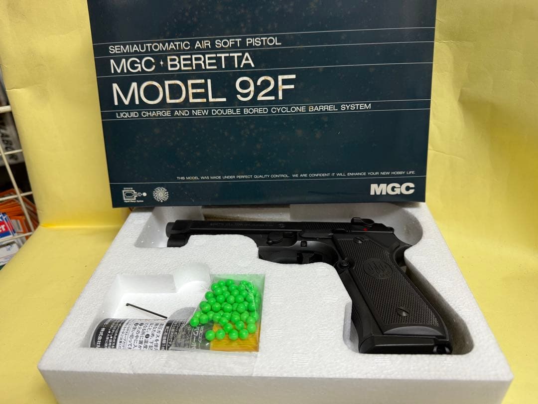 MGC社MODEL 92F セミオートマチックエアソフトピストル