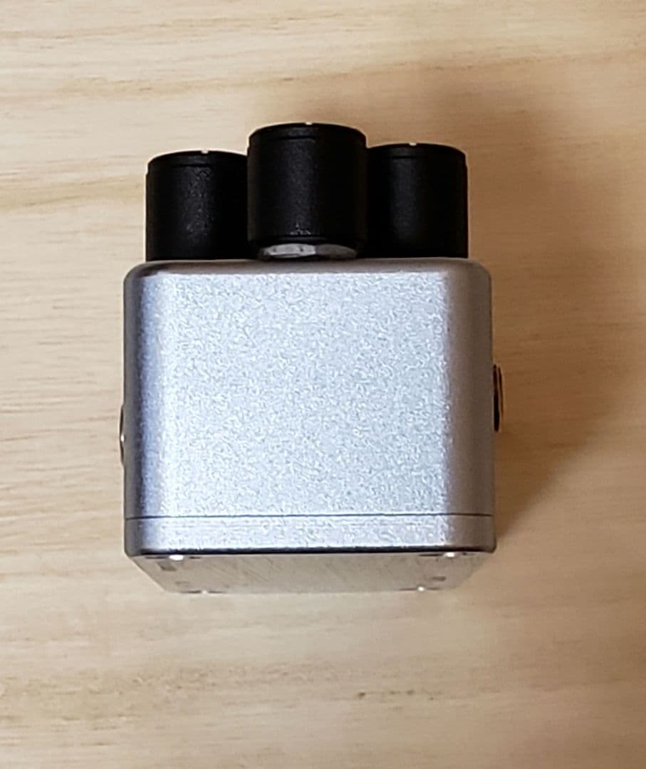 One Control Sonic Blue Twanger ギターエフェクター