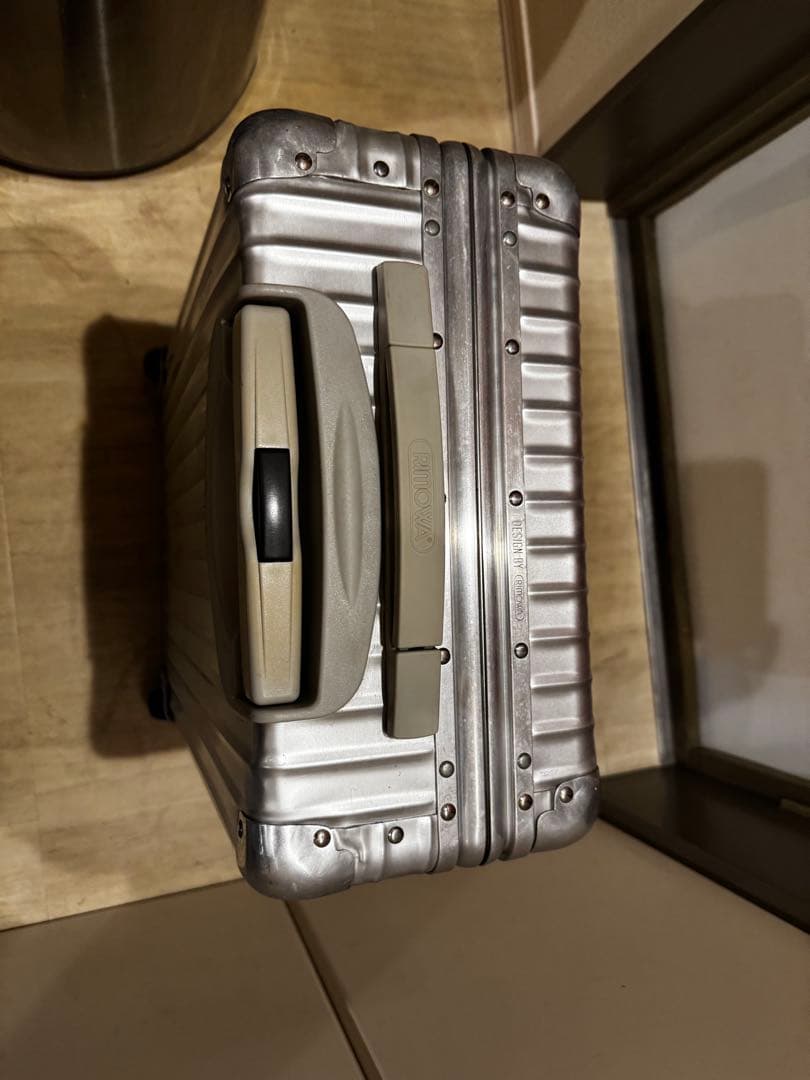 RIMOWA クラシックフライト35L機内持ち込み　２輪　廃盤