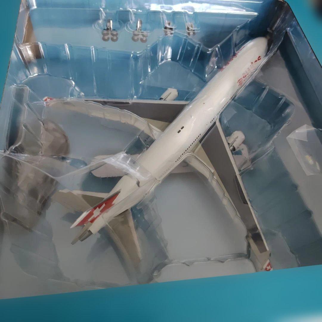 McDonnell Douglas MD-11 スイス国際航空 1/200