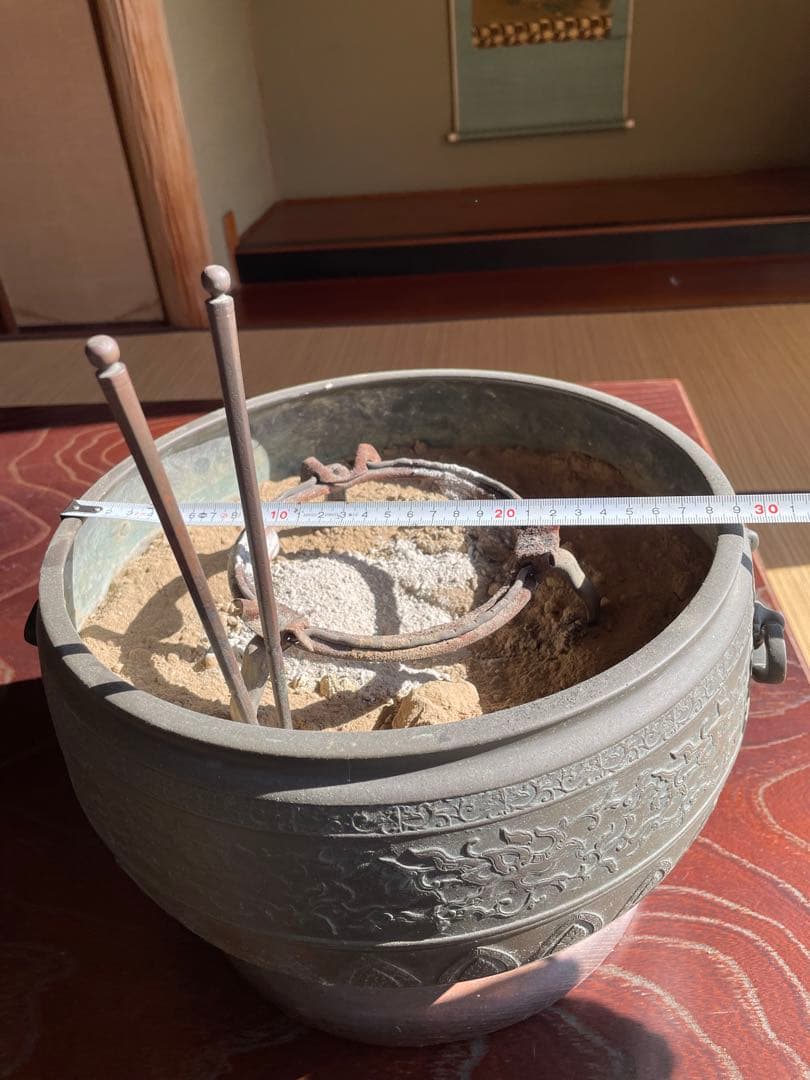 美品　骨董品　100年前　鉄製 火鉢 2個セット　直径30センチ