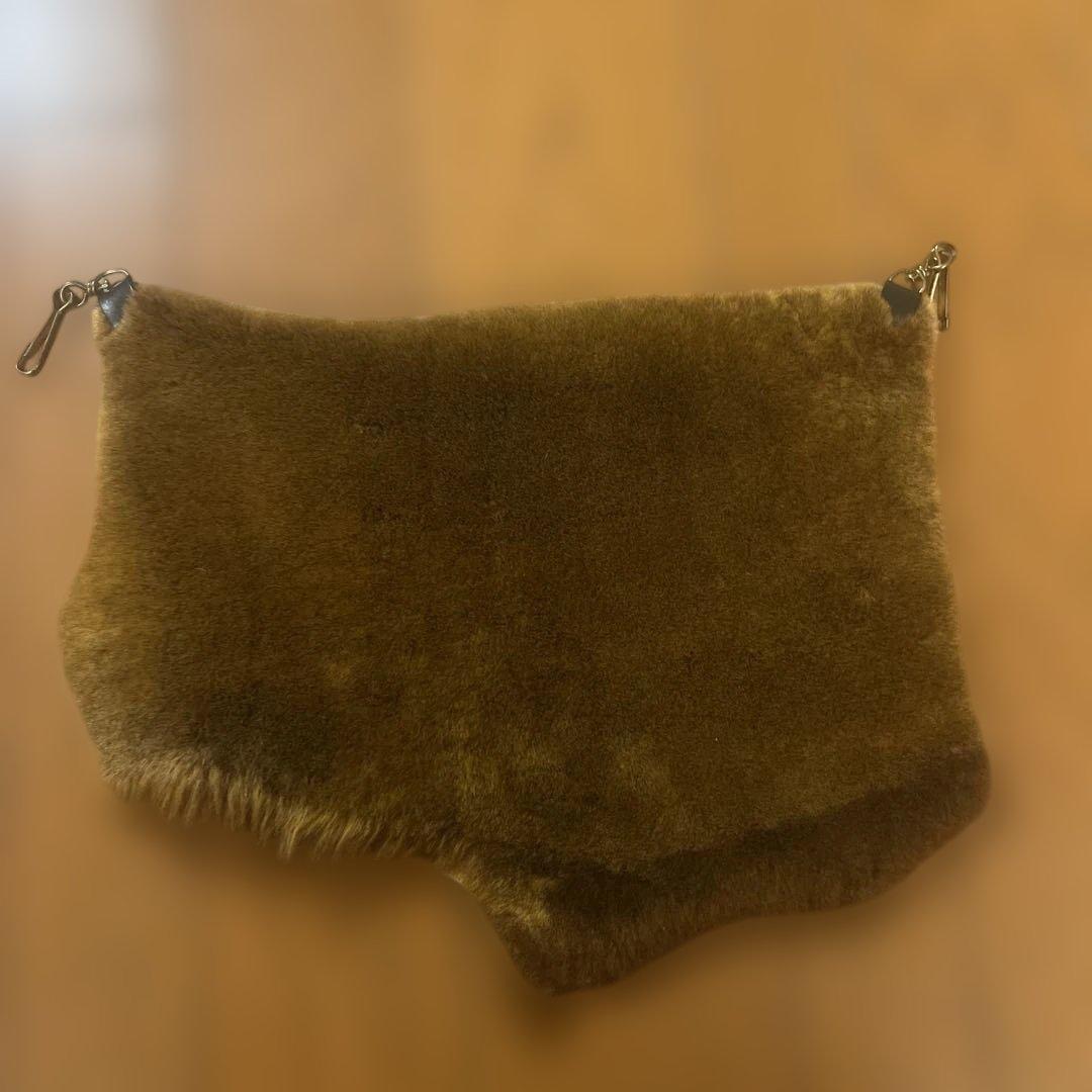 小物 GARA MOUTON BUM FLAP