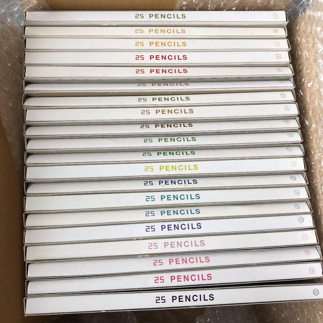 フェリシモ　500色色鉛筆