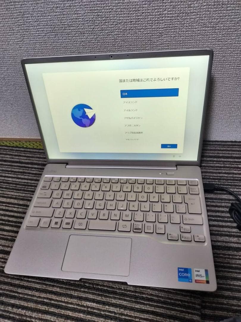 FMVC75G3G LIFEBOOK 13.3型 展示品　i5　ノートPC