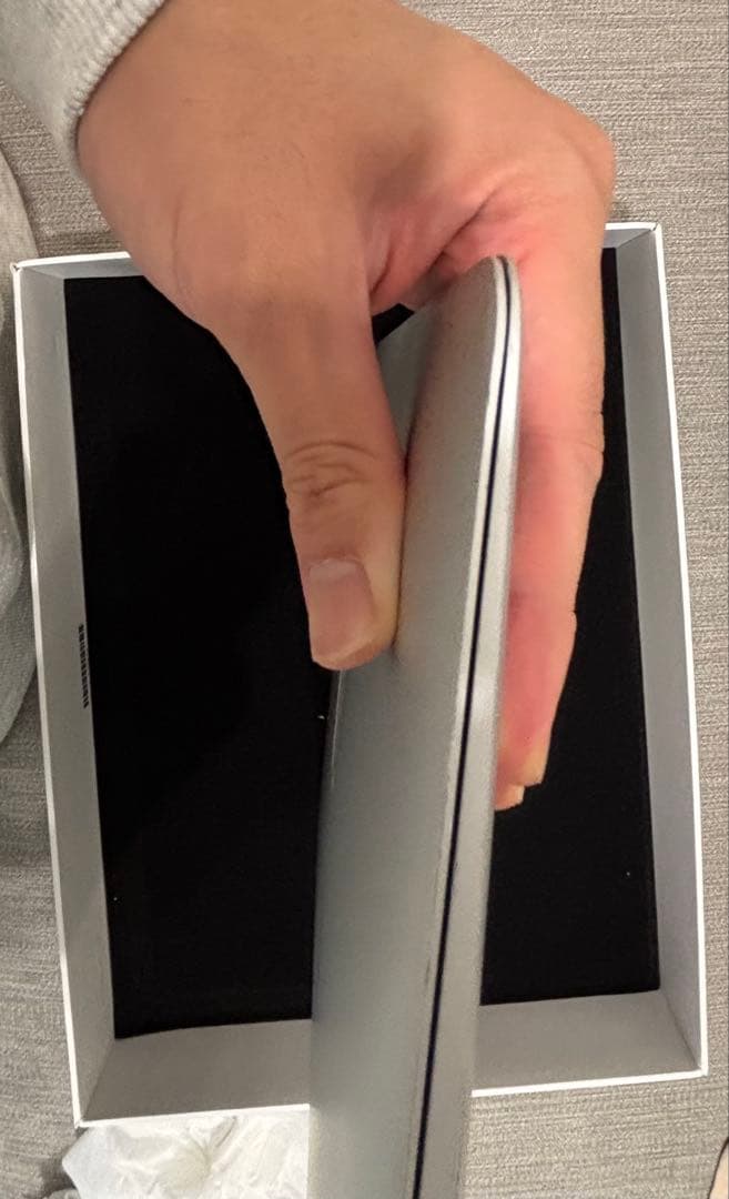 た*ん様 【2017年製】Apple MacBook Air 13インチ 充電コ