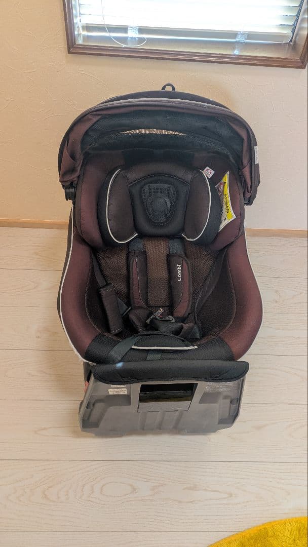 コンビ チャイルドシート ネルーム エッグショック NC-570