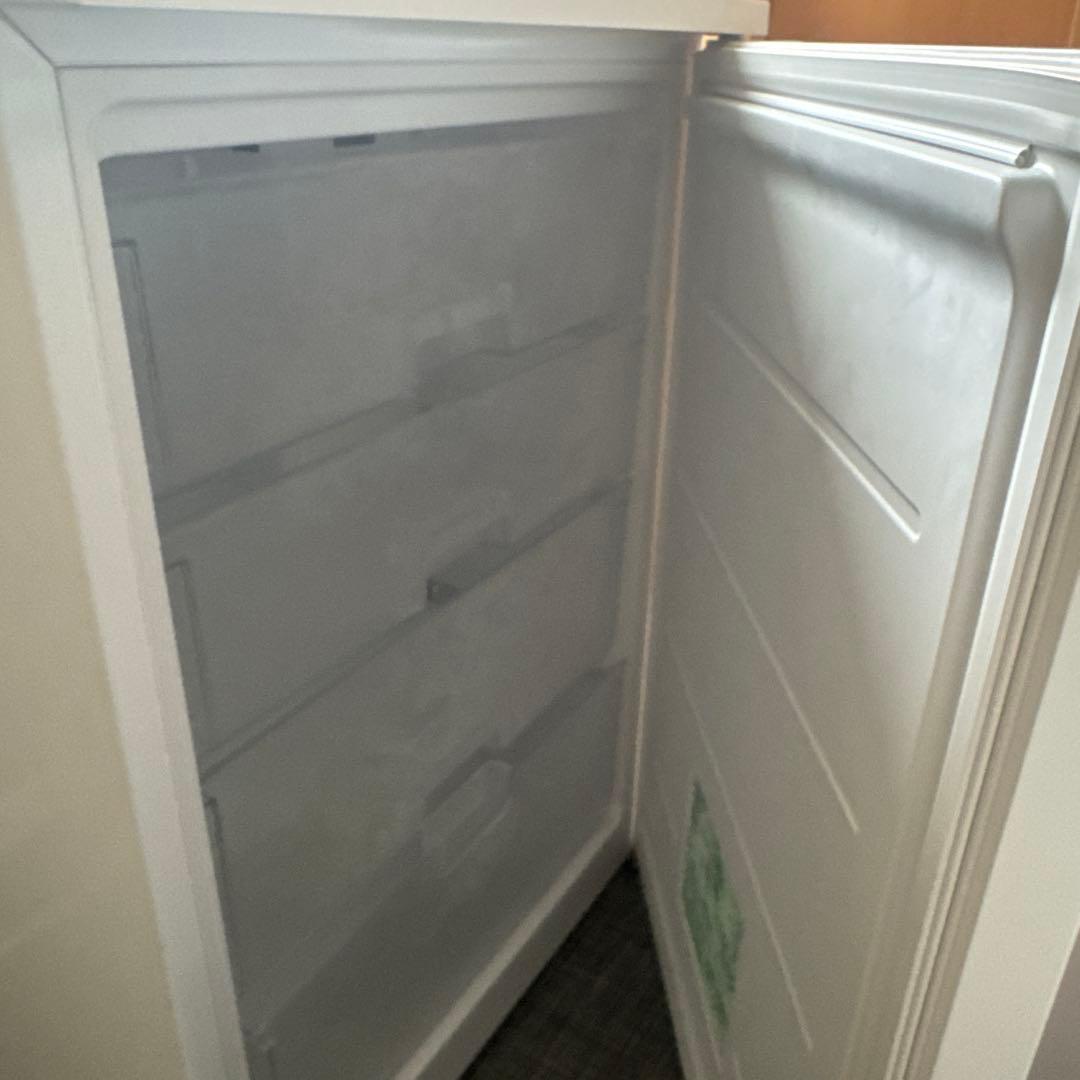 66L冷凍庫 奥行39cm スリムデザイン