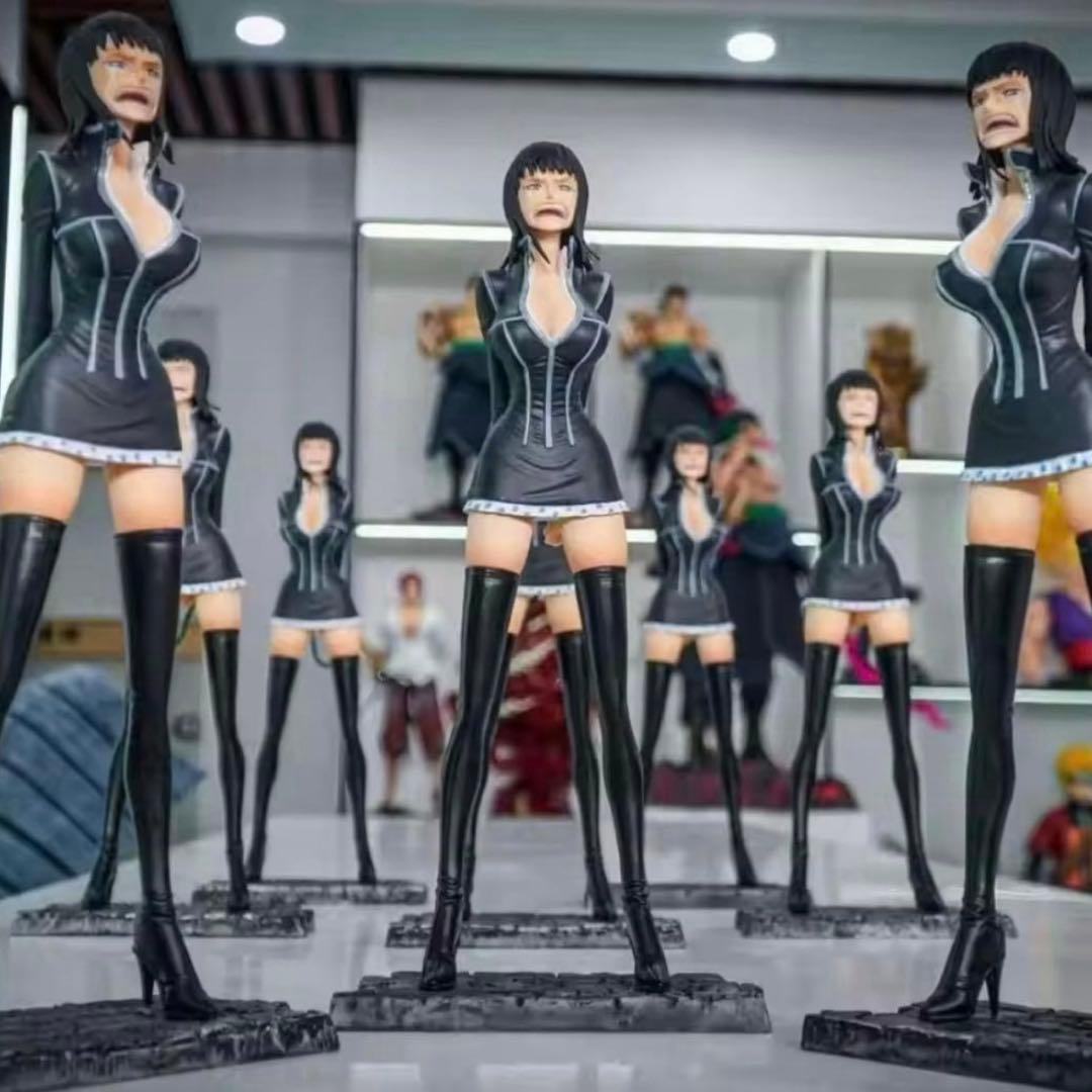 ワンピース ニコ・ロビン ガレージキット