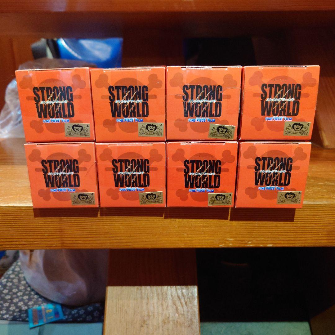 ワンピース　ワールドコレクタブルフィギュア　ストロングワールド