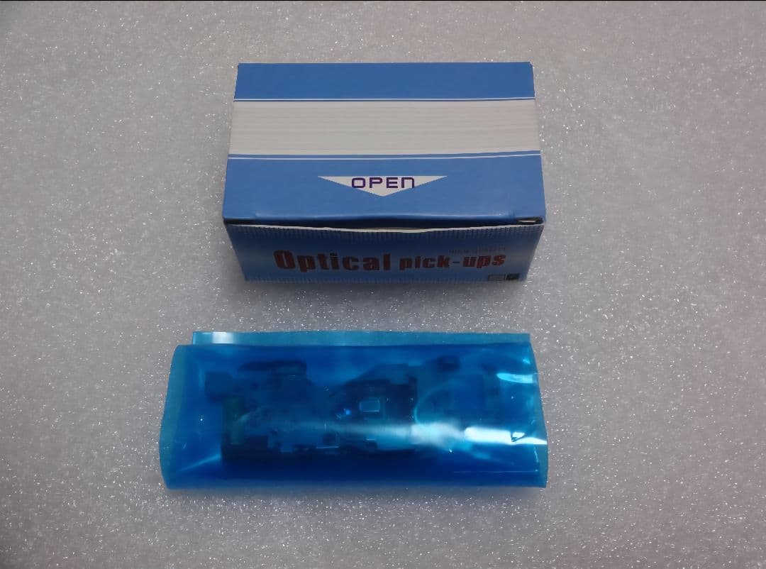 【稀少・新品未使用】SONY ソニー MDデッキ用 光ピックアップ 光学レンズ2