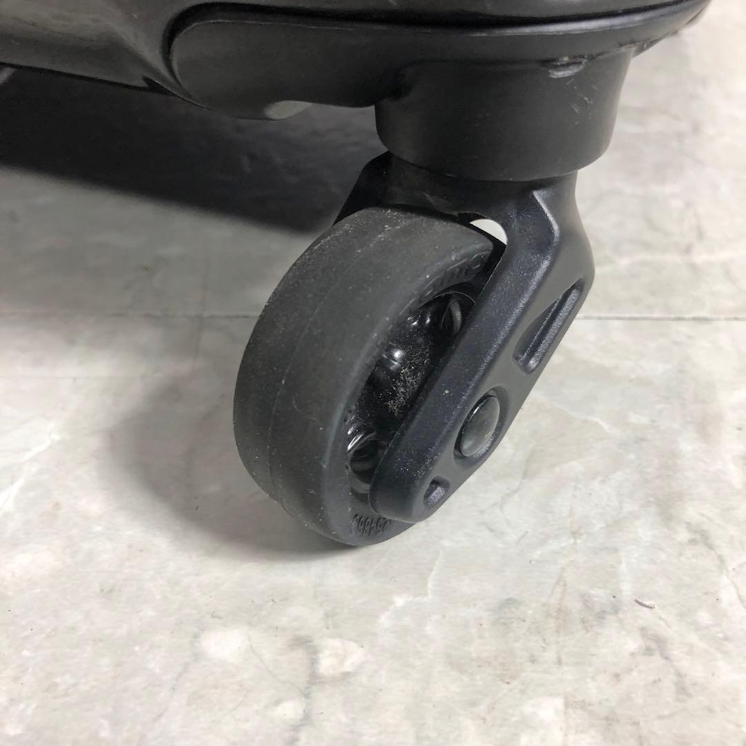 イノベーター　スーツケース　ブラック　国旗　1週間目安　TSAロック　大容量