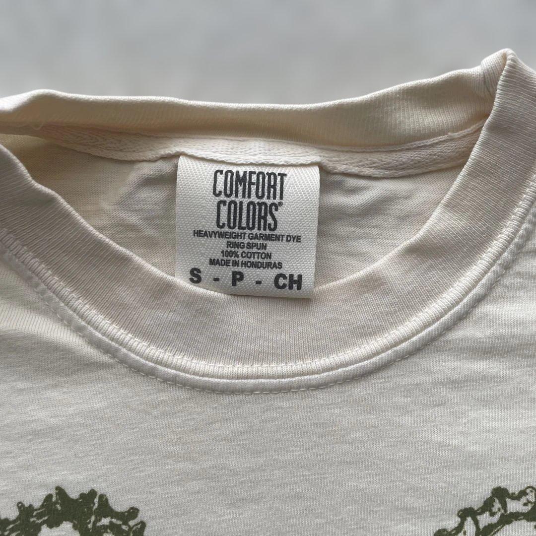 clairo charm Tシャツ