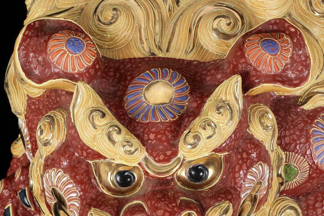 【特大九谷焼】玉乗獅子狛犬 九谷銘 金彩色絵 縁起物 開運 高さ48cm 蛇皮付