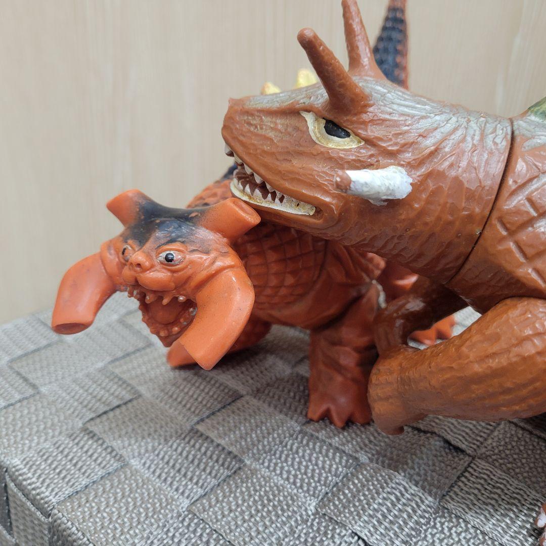 ブルマァク 核怪獣ギラドラス冷凍怪獣バルゴン 当時物 激レア ソフビ セット出品