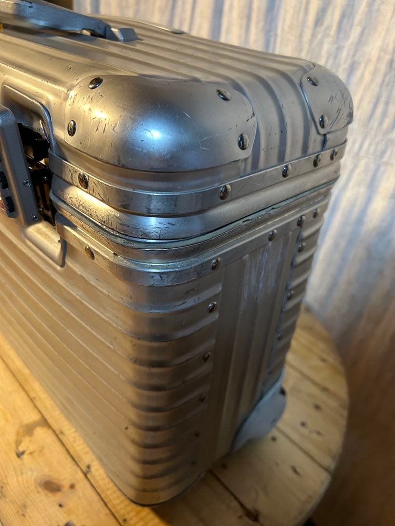 リモワ　パイロット　トロリー　二輪