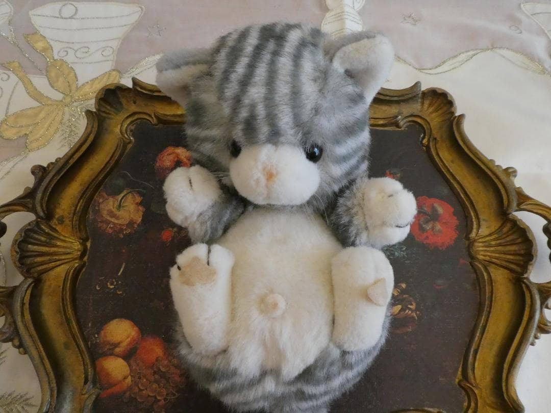 メルカリ便☆ファースト☆いたずら天使　ねこ　ぬいぐるみ