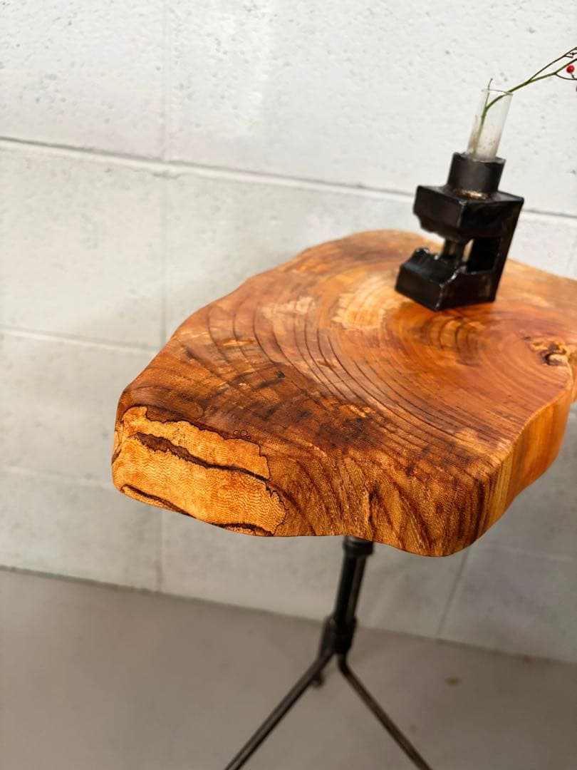 無垢材サイドテーブル　コーヒーテーブル　ナイトテーブル　観葉植物置き台