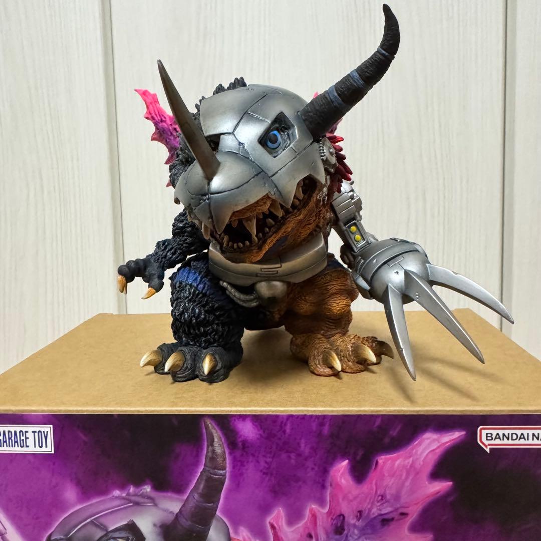 デフォリアル　メタルグレイモン　G侵食モード