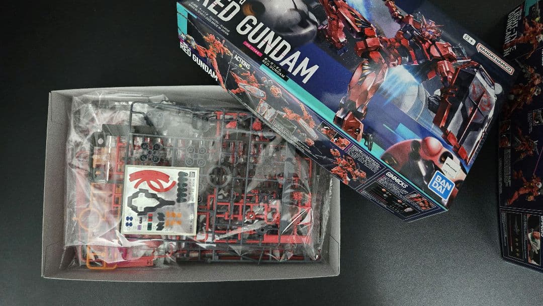 HG ガンプラ 4体セット（赤いガンダム、ギャン、軽キャノン、ゲルググ）