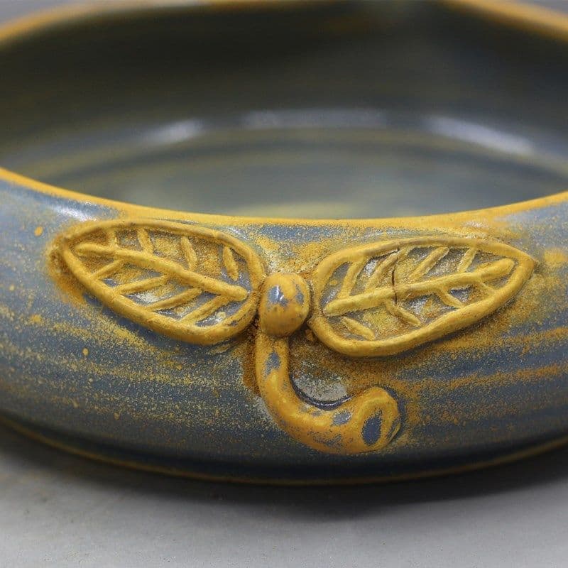 宋越窯浮彫竜紋桃型筆洗 書道具 文房具 現代工芸品 美術品 置物