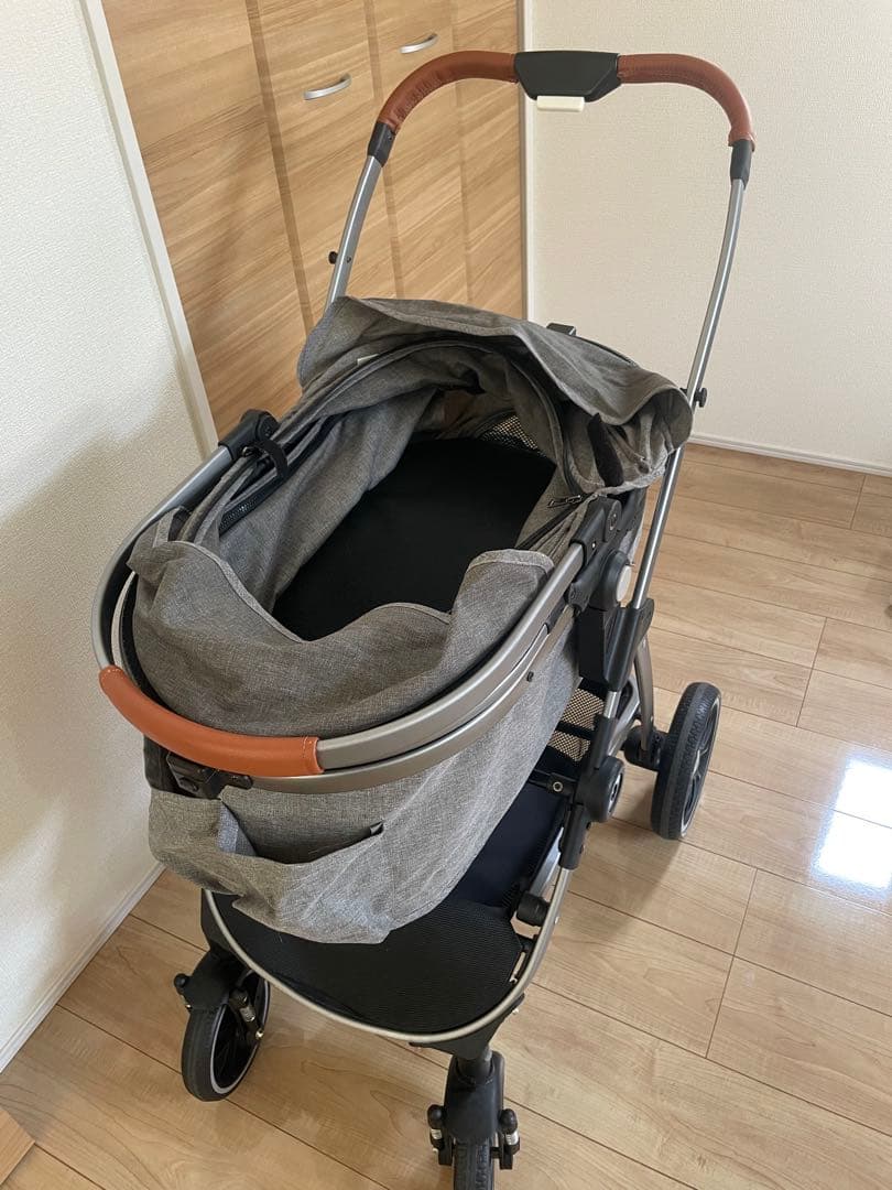 値下げしました‼️折りたたみ式ペットカート グレー送料込みで安心